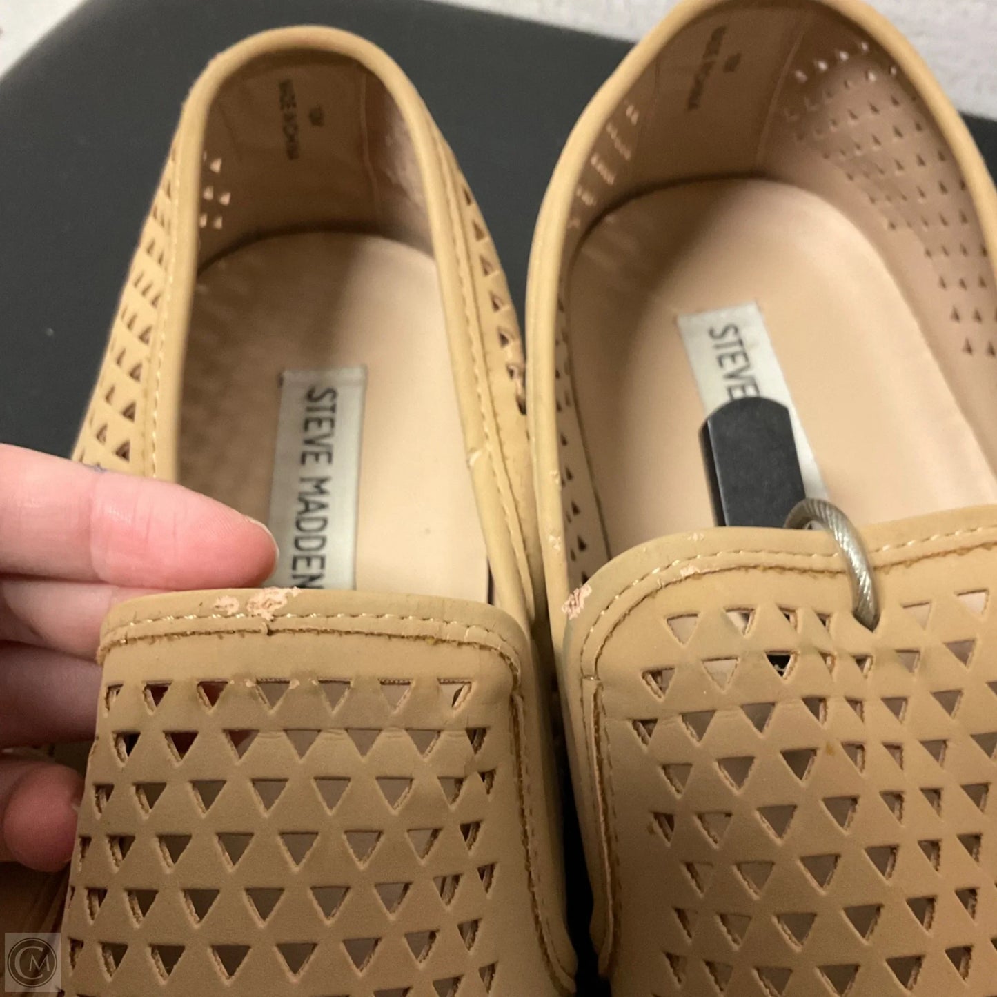Shoes Flats By Steve Madden In Tan, Size: 10