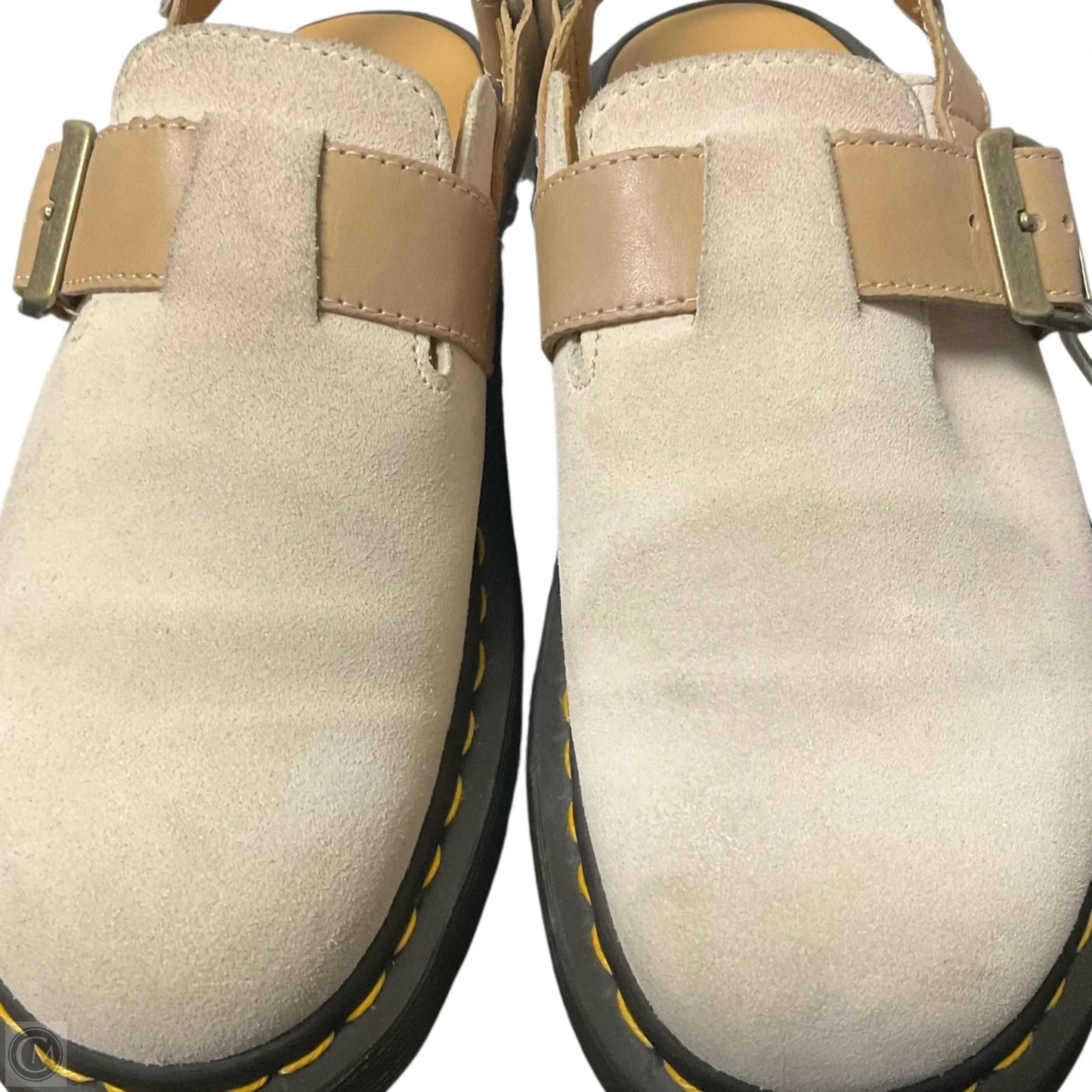 Shoes Flats By Dr Martens In Cream, Size: 9