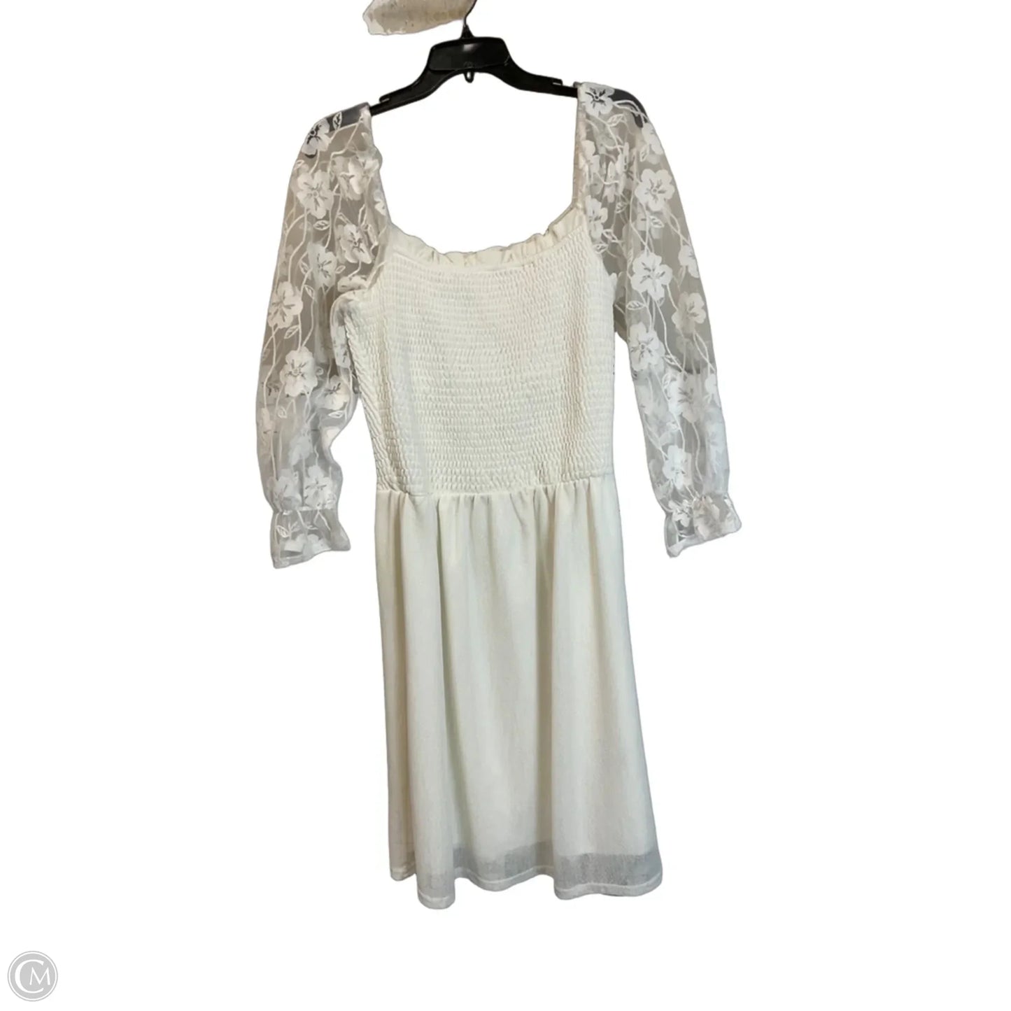 Dress Casual Short By Siren Lily In White, Size: M