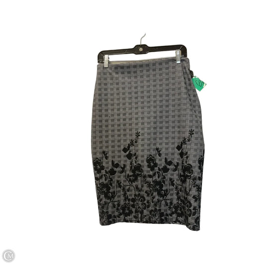 Skirt Midi By Clothes Mentor In Grey, Size: S
