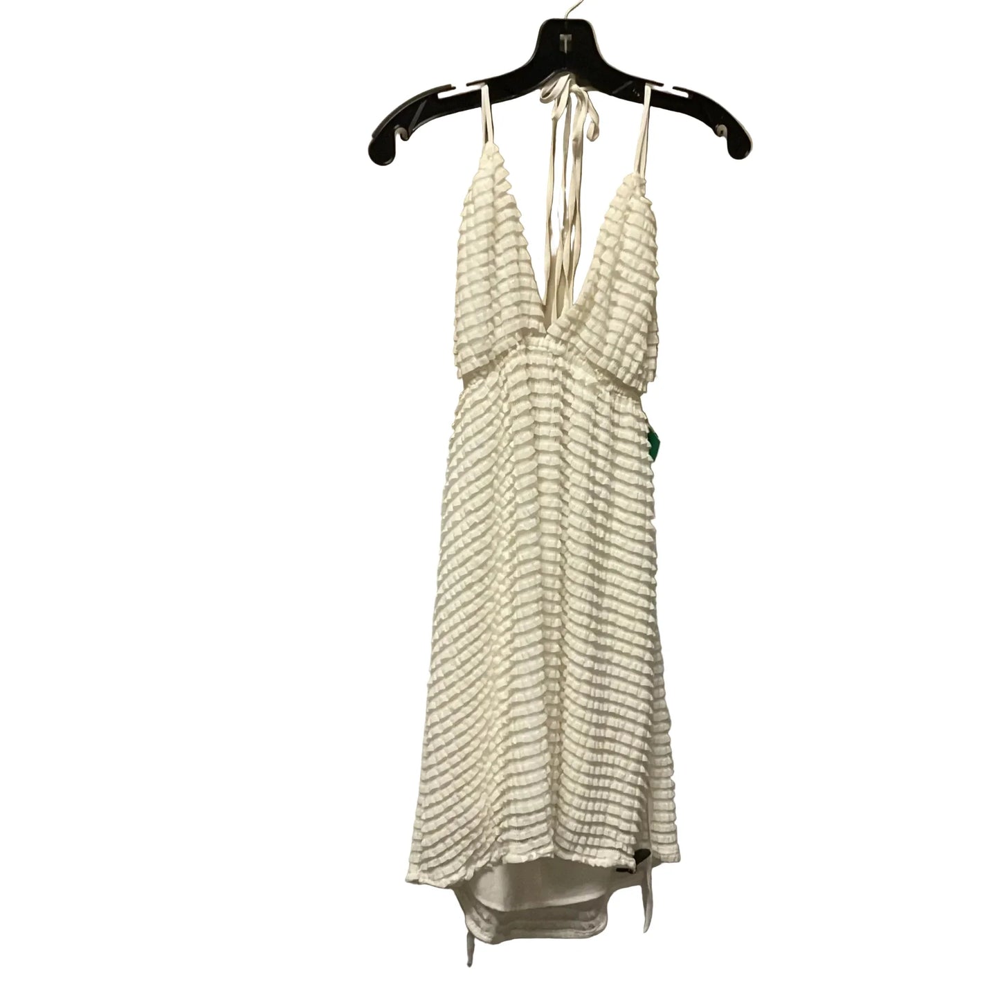 Dress Casual Short By Clothes Mentor In Cream, Size: S