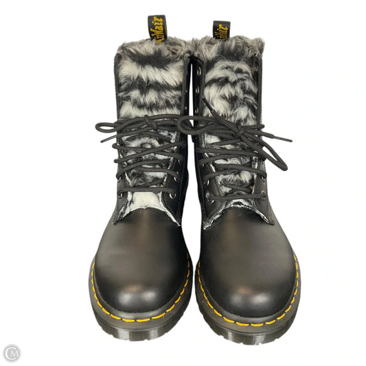 Boots Ankle Flats By Dr Martens In Black, Size: 8