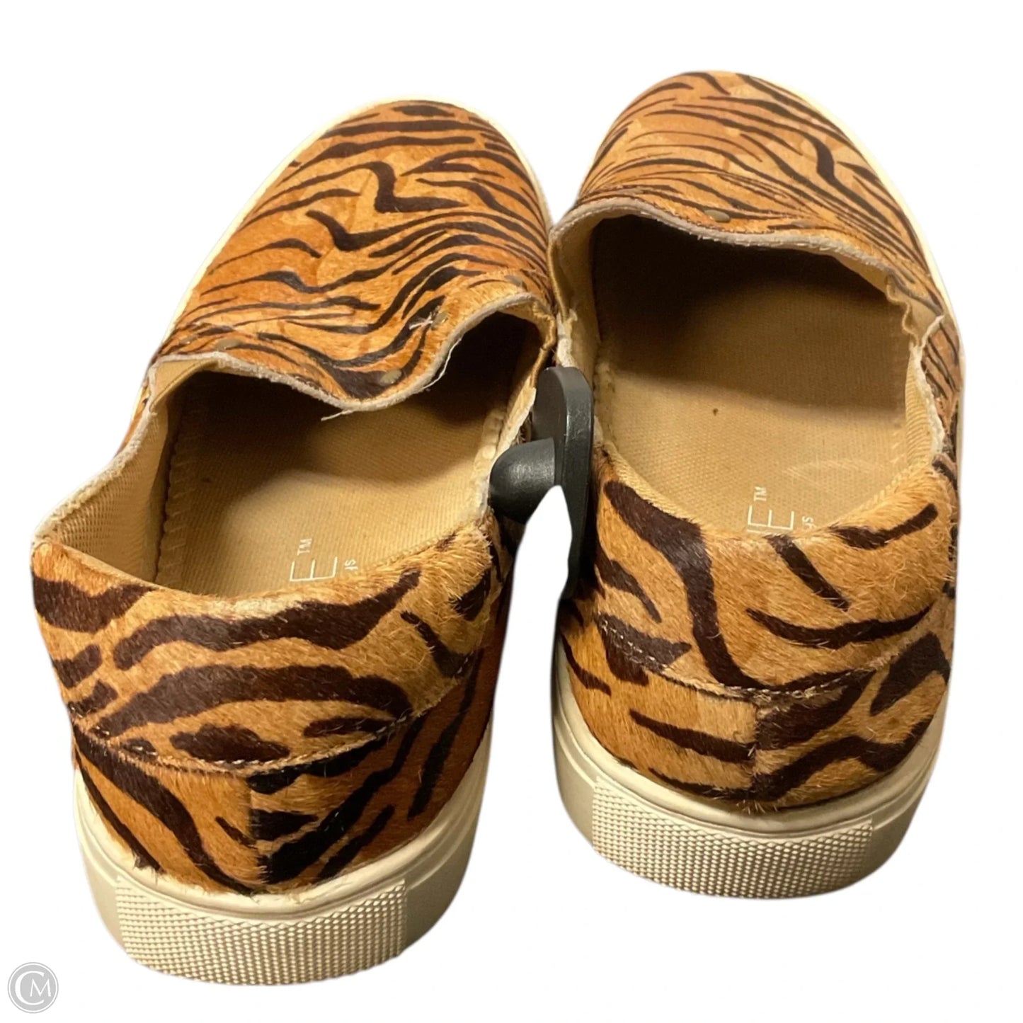 Shoes Flats By Corkys In Animal Print, Size: 10