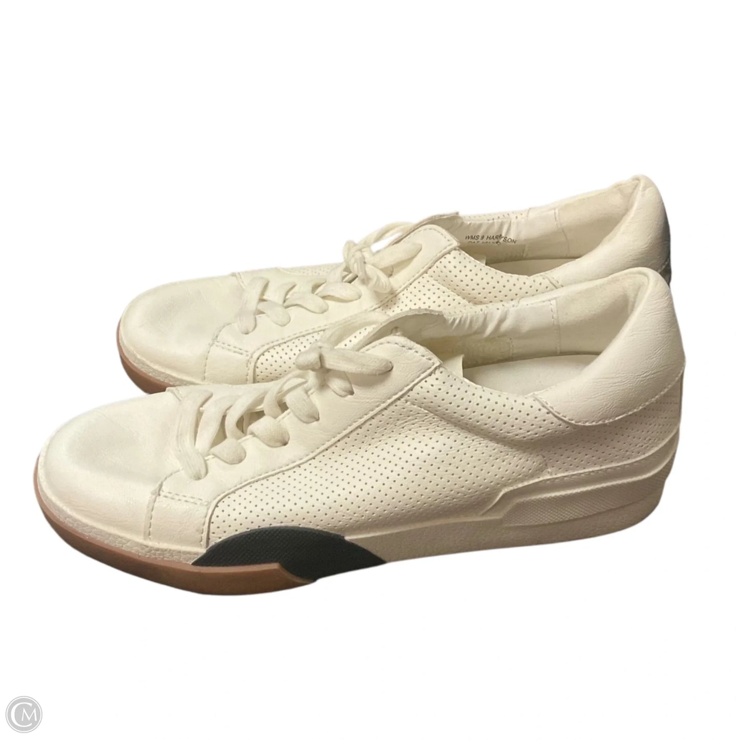 Shoes Sneakers By Dolce Vita In White, Size: 9