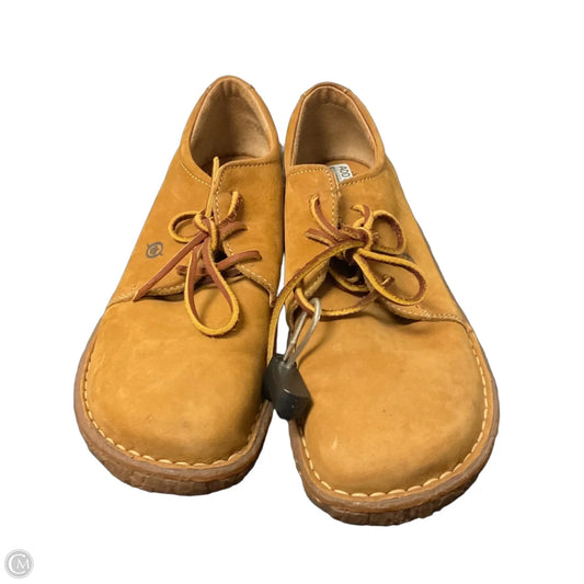 Shoes Flats By Born In Brown, Size: 9.5