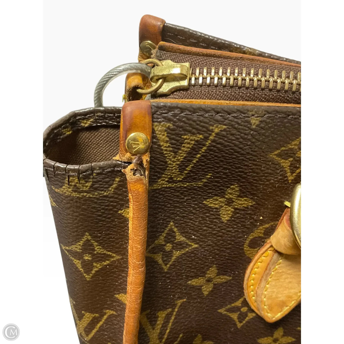 Handbag Luxury Designer By Louis Vuitton, Size: Medium