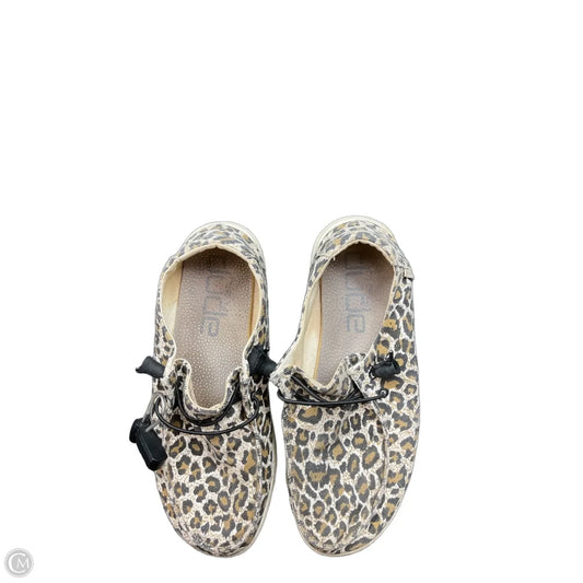 Shoes Flats By Hey Dude In Leopard Print, Size: 8
