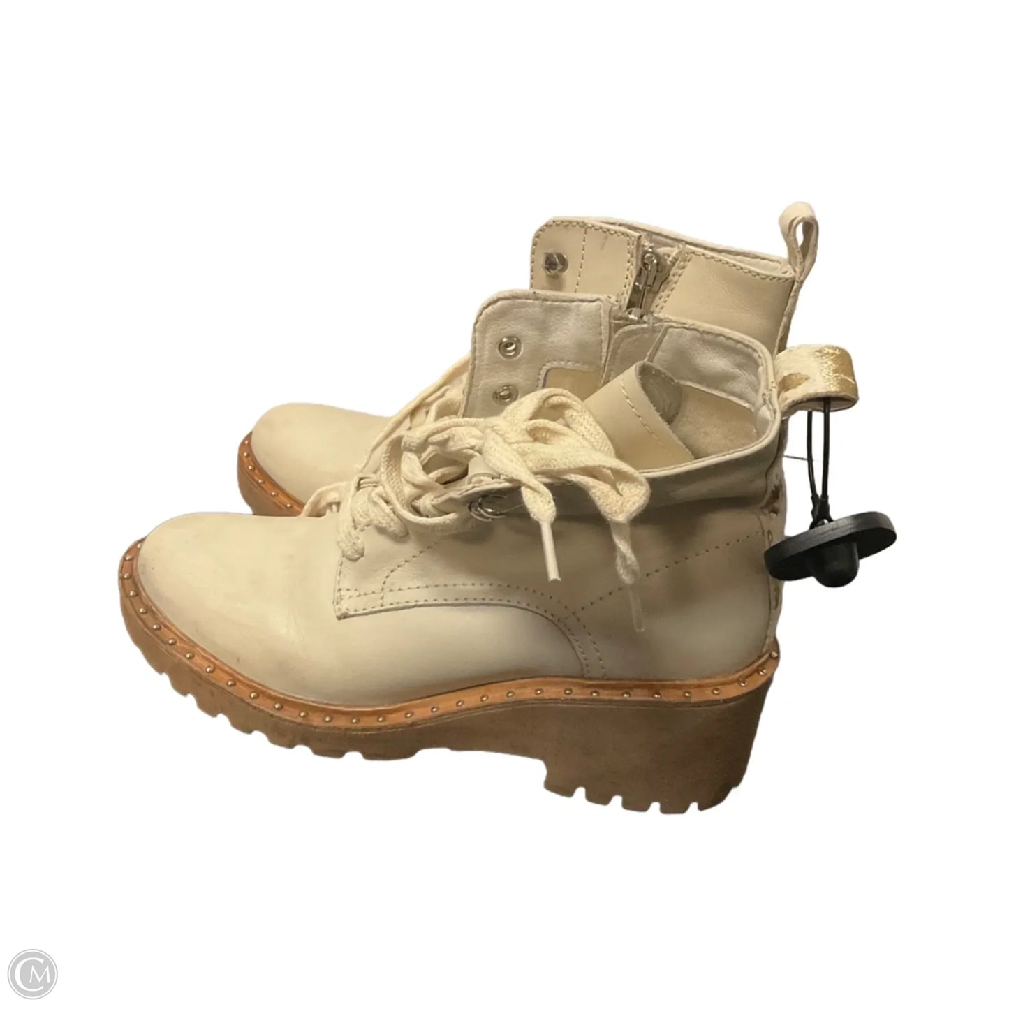 Boots Ankle Flats By Dolce Vita In Beige, Size: 8.5