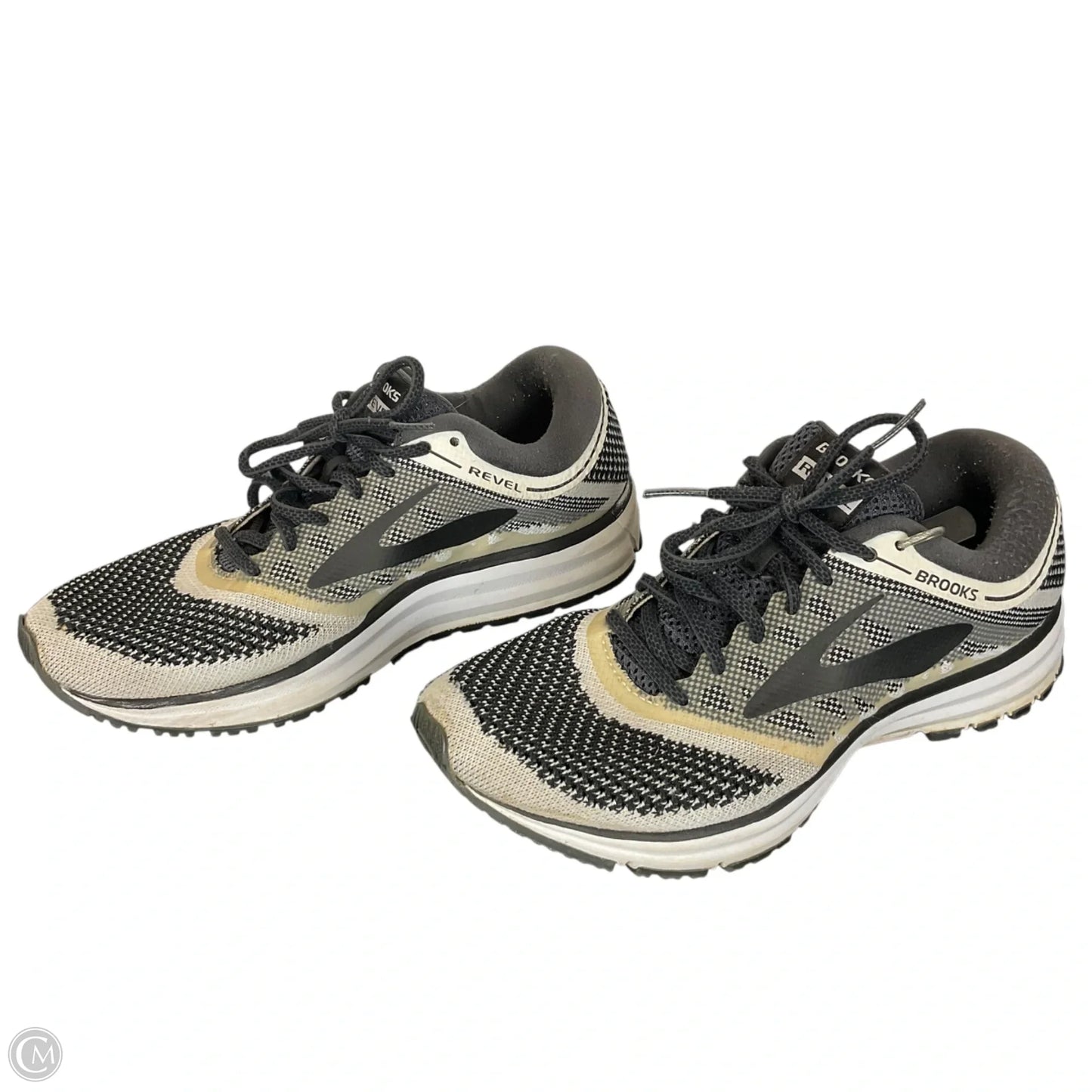 Shoes Athletic By Brooks In Black, Size: 8.5