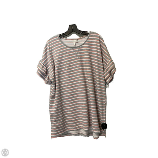 Top Short Sleeve By Cato In Striped Pattern, Size: 18