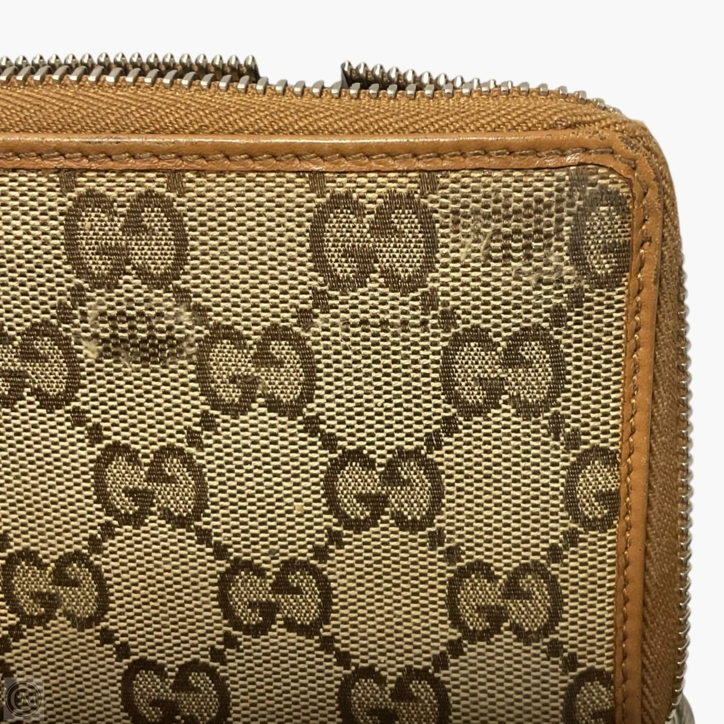 Wallet Luxury Designer By Gucci, Size: Medium