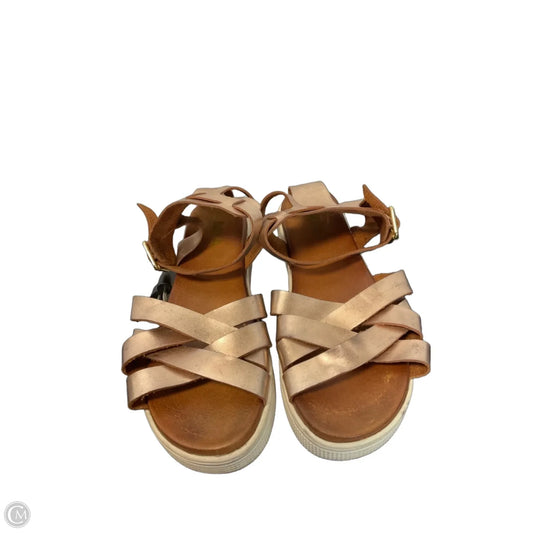 Sandals Flats By Mia In Rose Gold, Size: 9