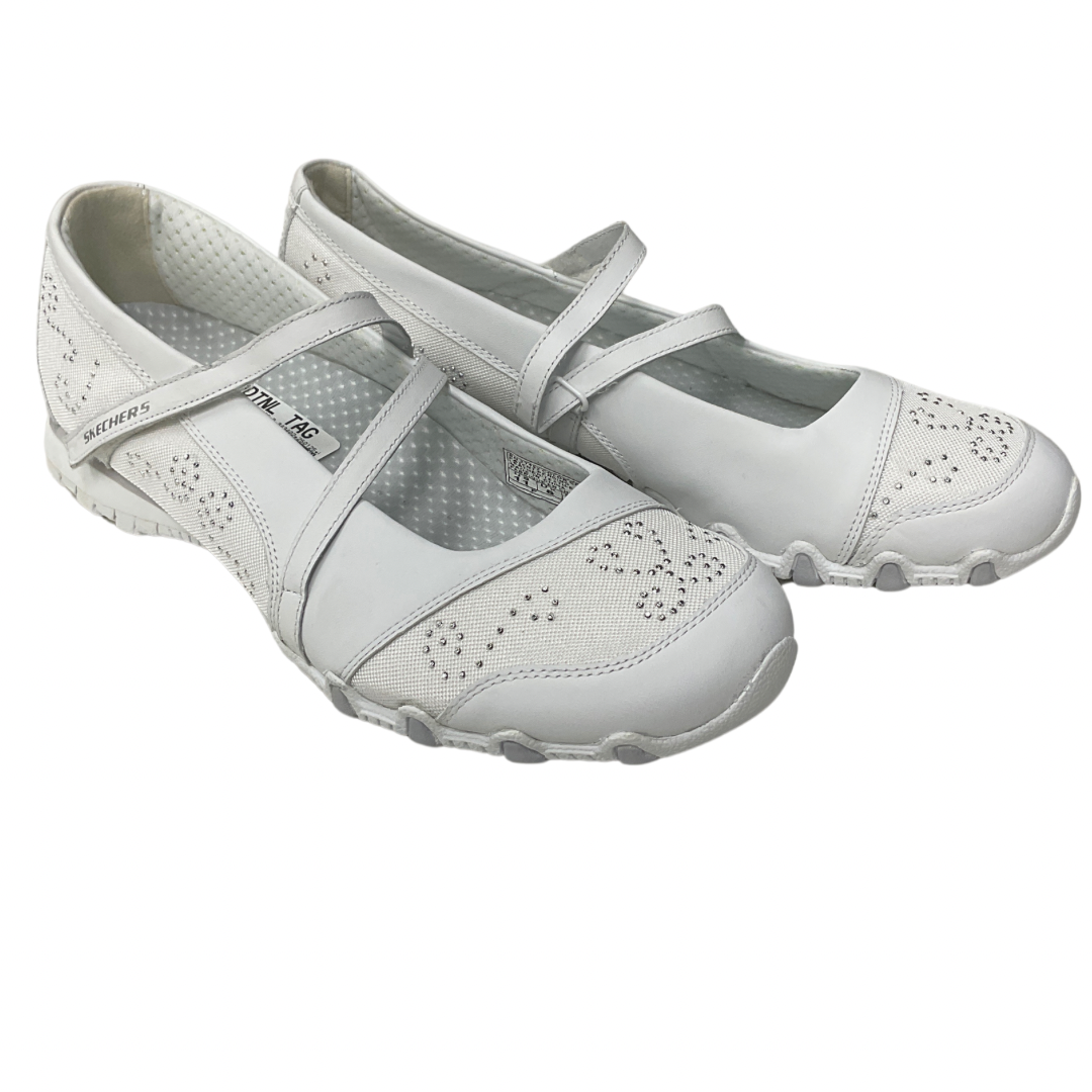 Shoes Flats By Skechers In White, Size:11