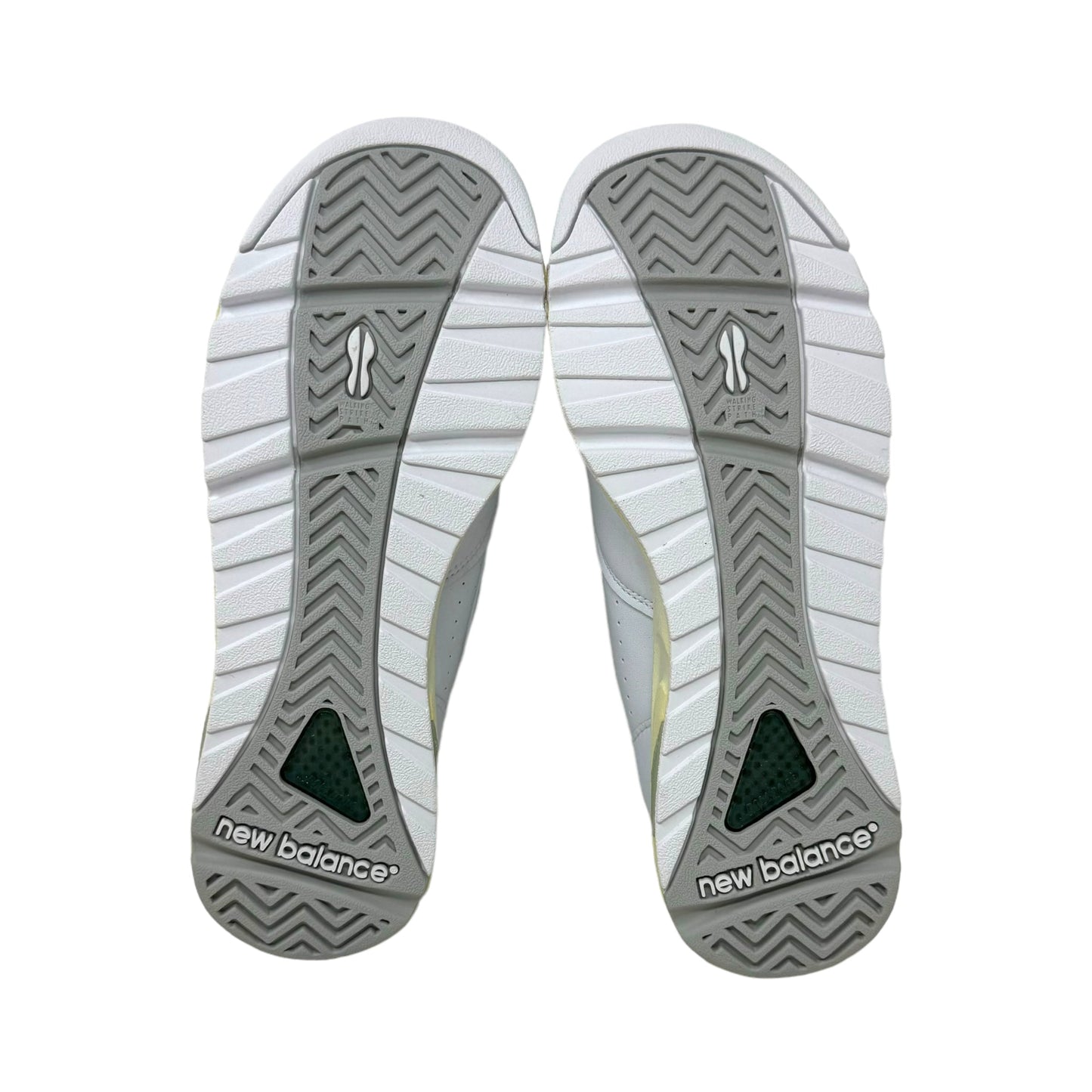 800 Walking Shoes By New Balance In White, Size: 8