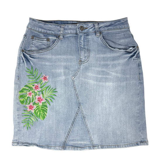 Floral Embroidered Denim Mini Skirt By Earl Jean In Floral Print, Size: 8