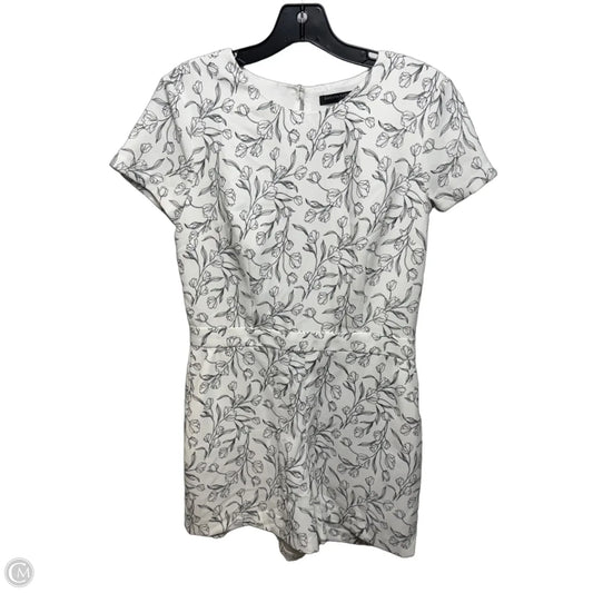 Romper By Banana Republic In Floral Print, Size: 2