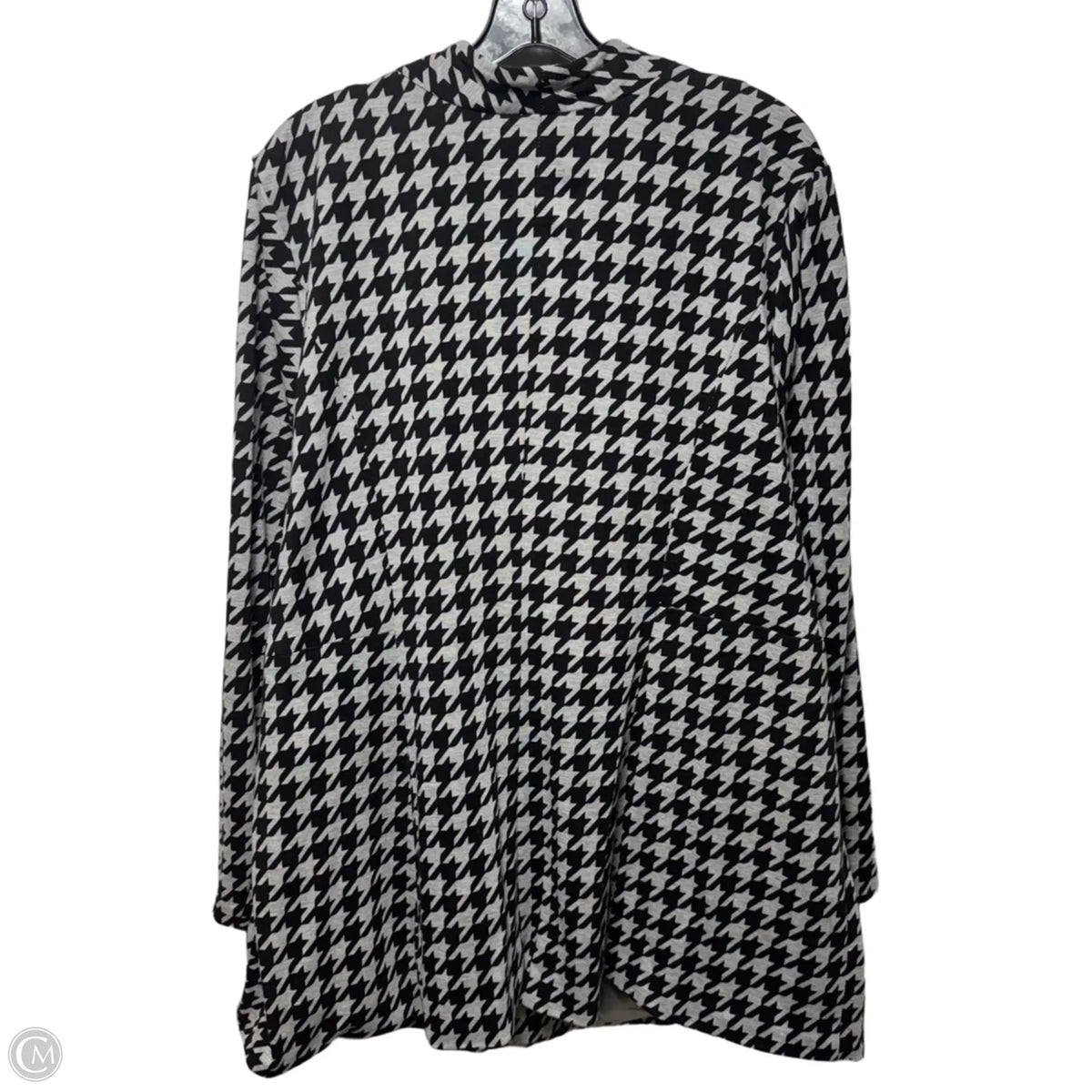 Houndstooth Blazer By Torrid In Black & Grey, Size: 4x
