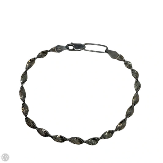 Italian Sterling Silver Twisted Herringbone Chain Bracelet
