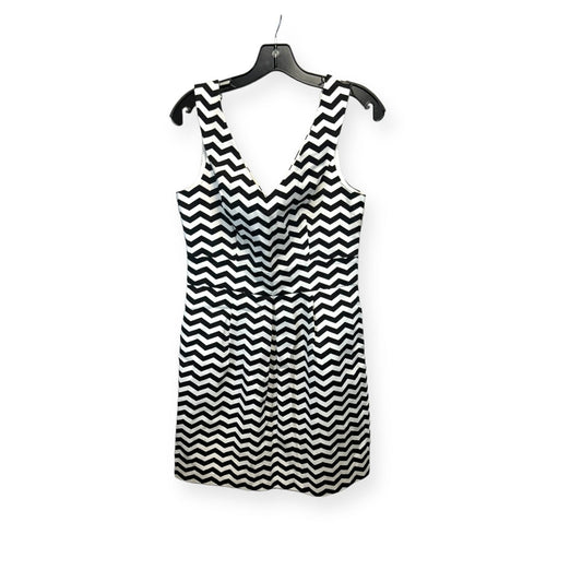 Striped Pattern Dress Casual Short White House Black Market, Size 8
