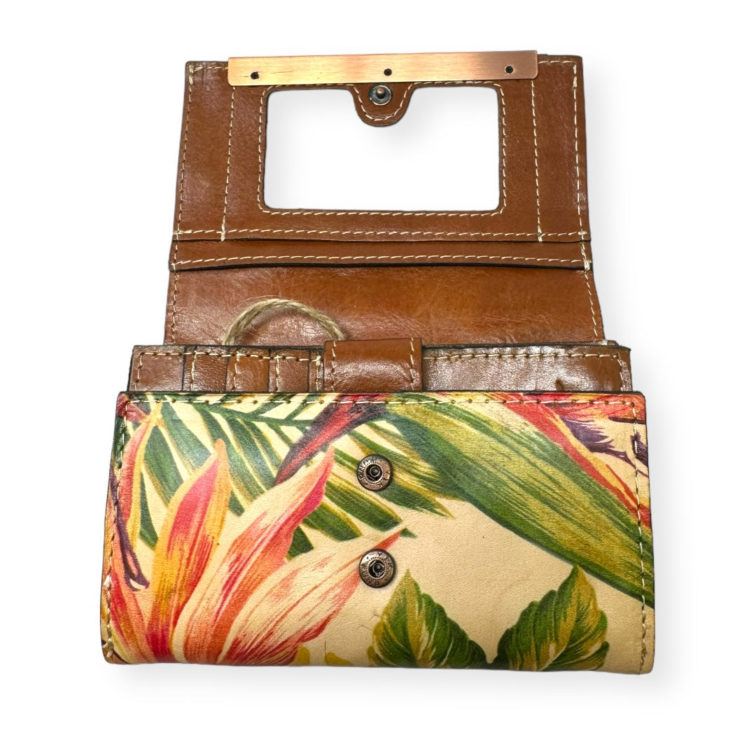 Wallet Designer By Patricia Nash  Size: Medium