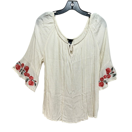 Floral Embroidered Top 3/4 Sleeve By Torrid In Cream, Size: M