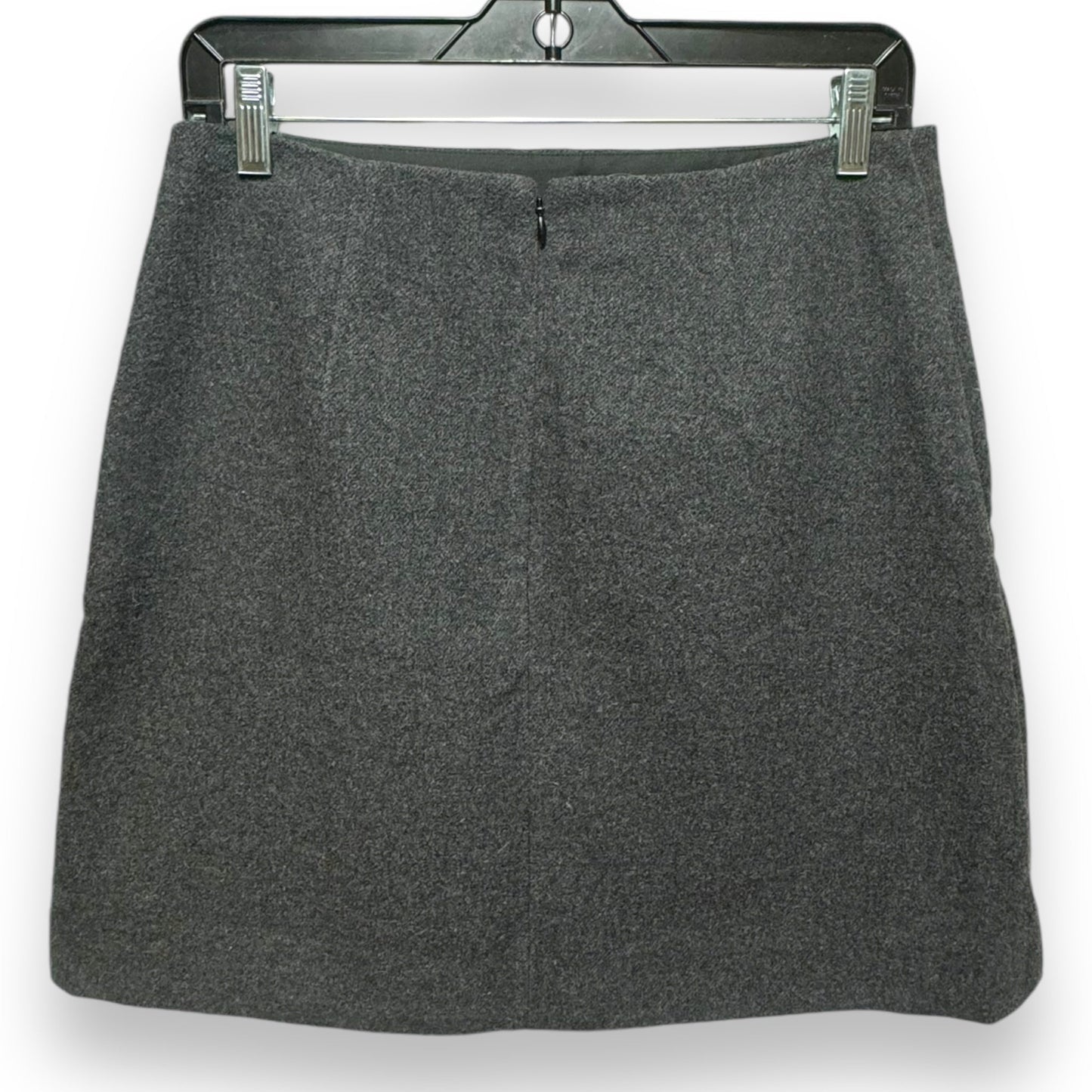 Skirt Mini & Short By Uniqlo In Grey, Size: 6