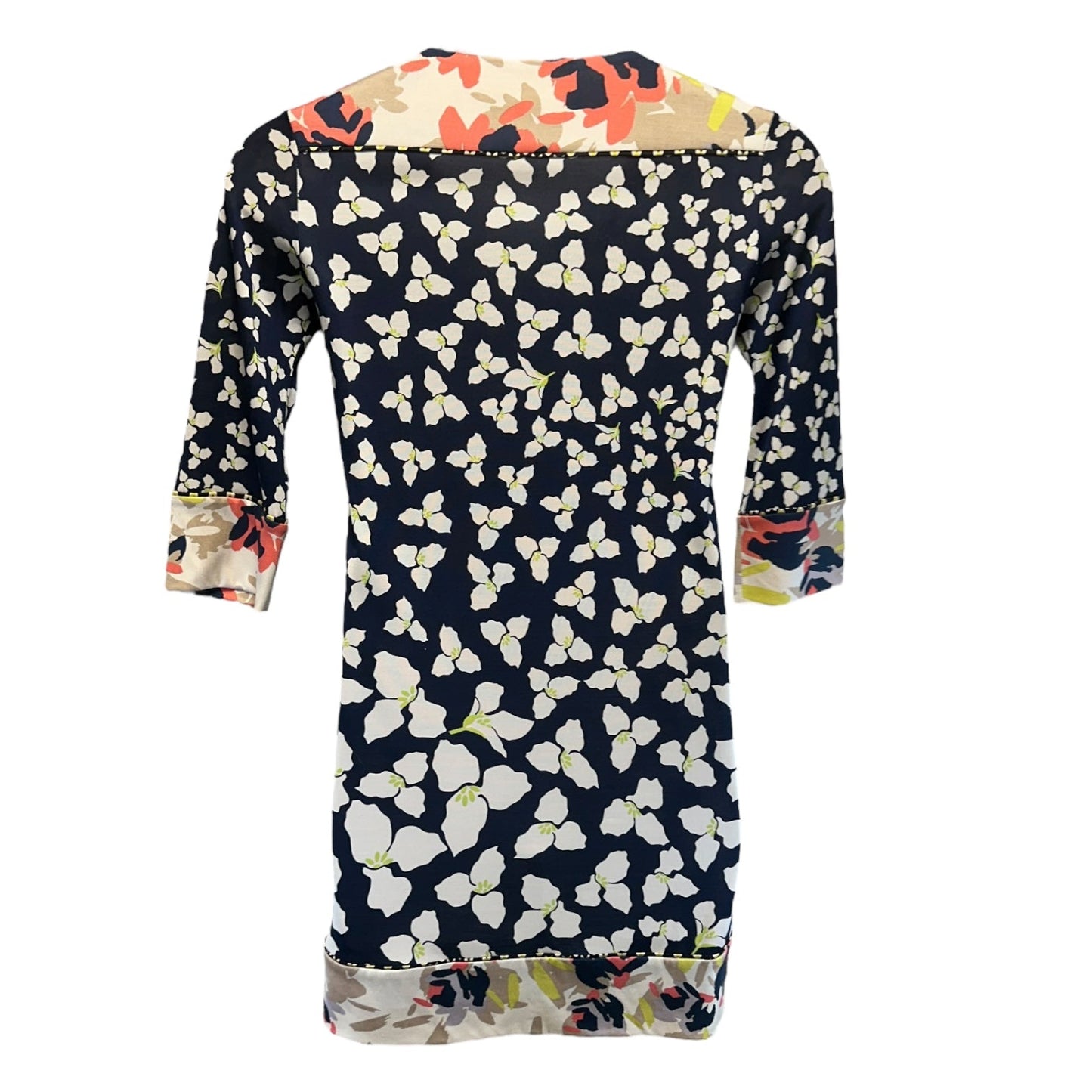 Trella 100% Silk Floral Lace Up 3/4 Sleeve Dress Designer By Diane Von Furstenberg In Floral Print, Size: 6