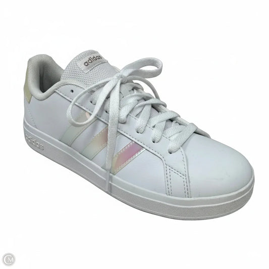 Shoes Sneakers By Adidas In White, Size: 6