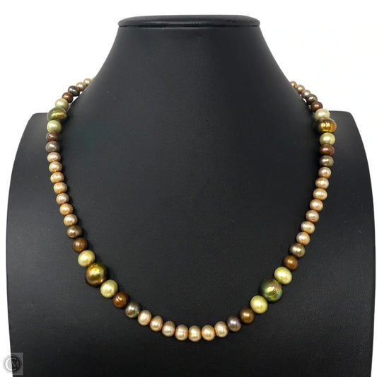 Pearlescent Beaded Necklace