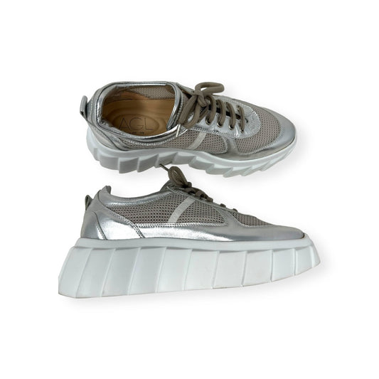 Blondie Mesh Silver Shoes Sneakers Agl, Size 9.5