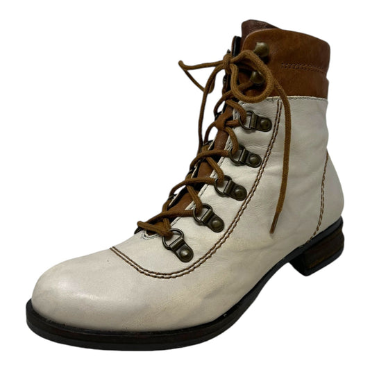 Sanja 09 Boots By Josef Seibel In White, Size: 7