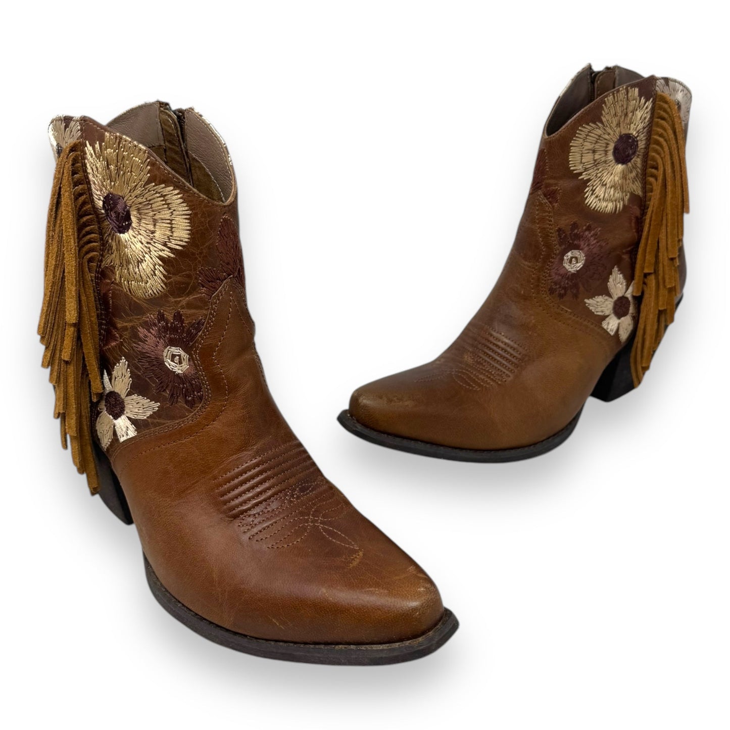 Boots Western By Ariat In Brown, Size: 9