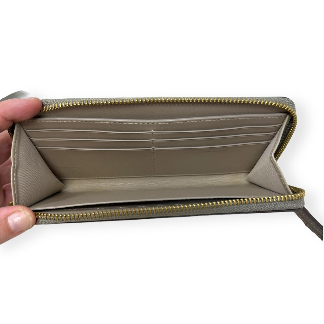 Wallet Designer By Marc Jacobs  Size: Medium