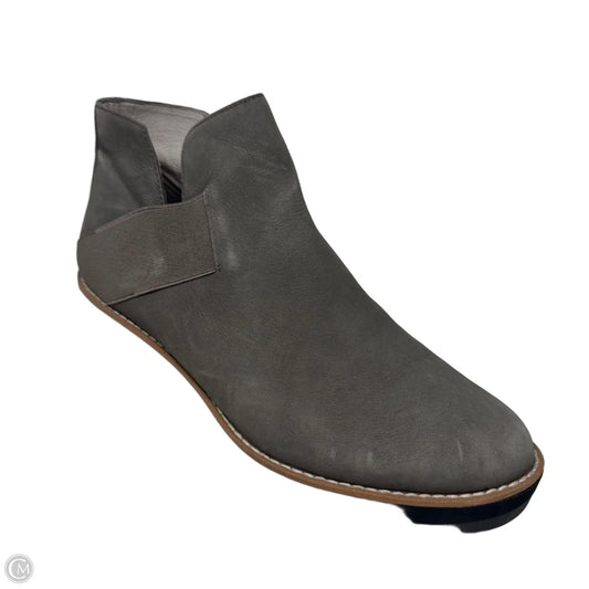 Wedge Boots Ankle Flats By Eileen Fisher In Grey, Size: 8.5