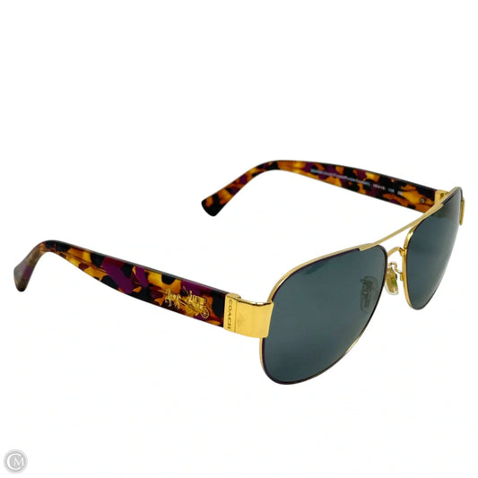 HC7059 L138 Pilot Sunglasses Designer By Coach, Size: Small