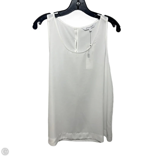 Top Sleeveless By Foxcroft In White, Size: M