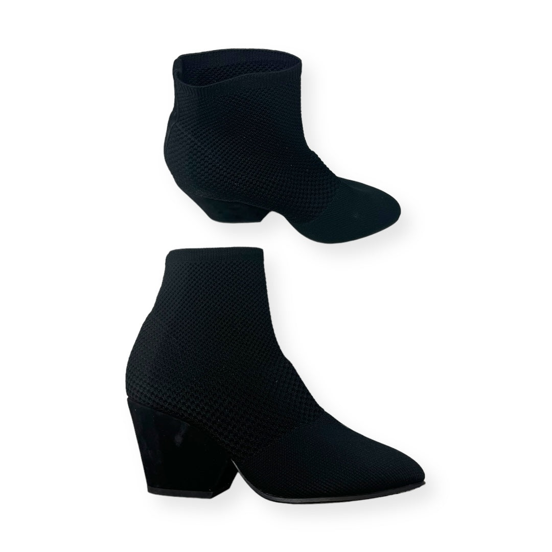 Dahlia Bootie Designer By Eileen Fisher In Midnight , Size 7