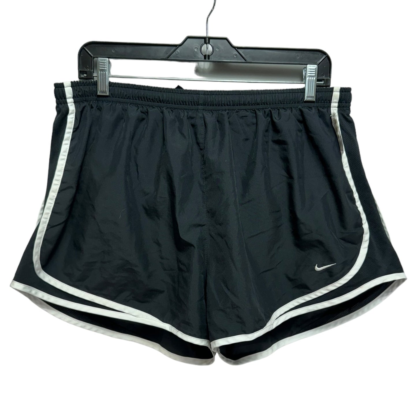 Athletic Shorts By Nike Apparel In Black & White, Size: 1x