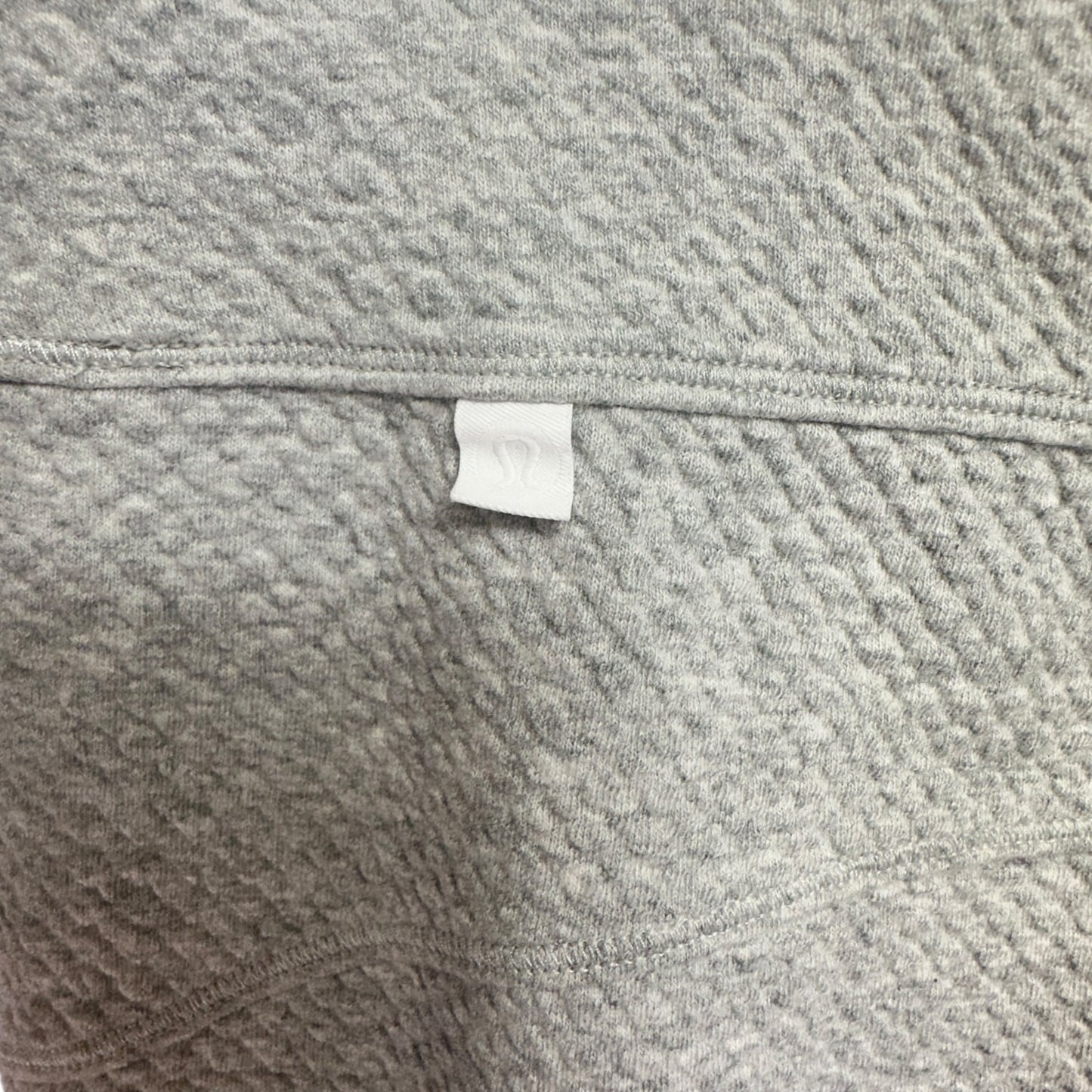 Can You Feel The Pleat Crop Lululemon, Size 12