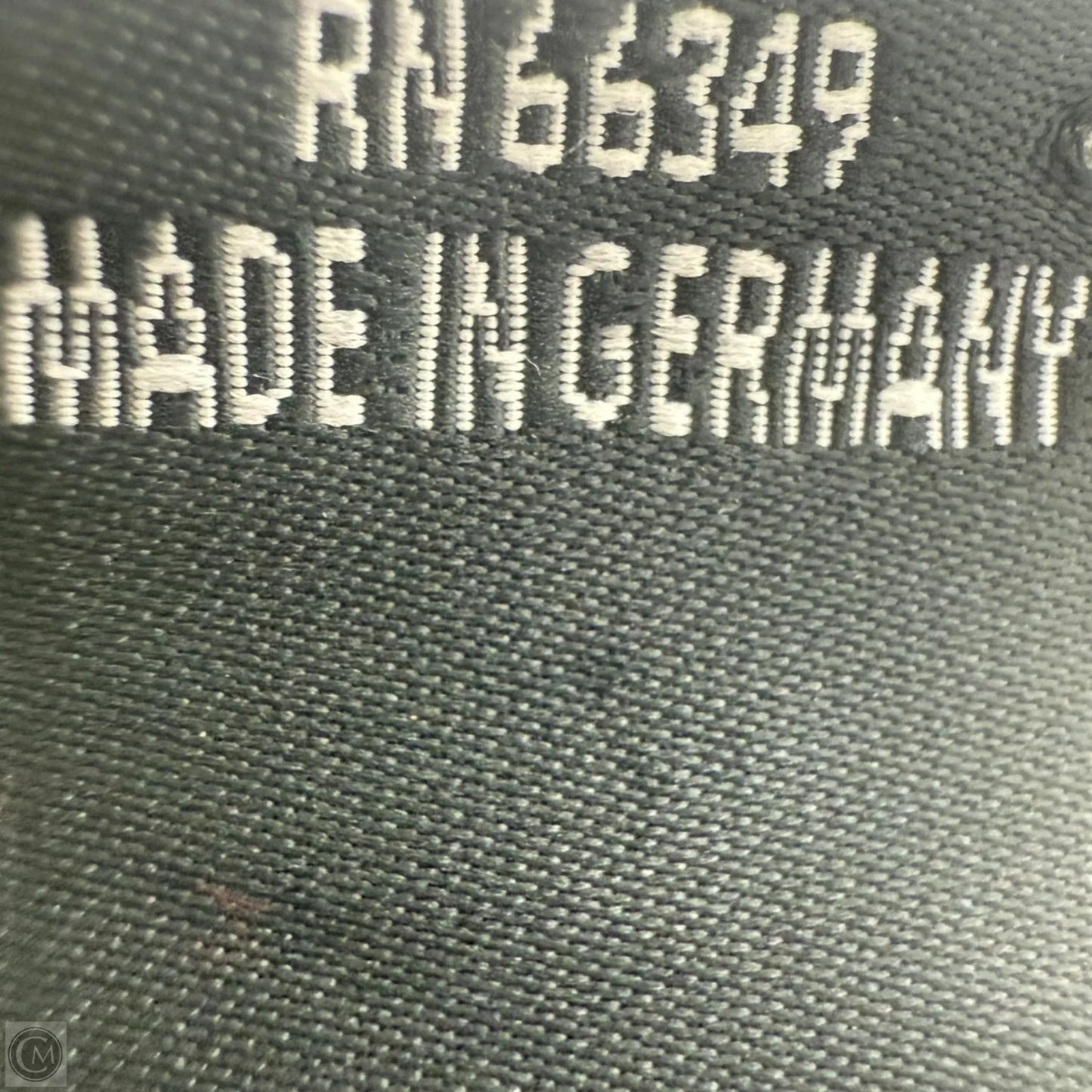 100% Cashmere Fringed Plaid Scarf By Fraas