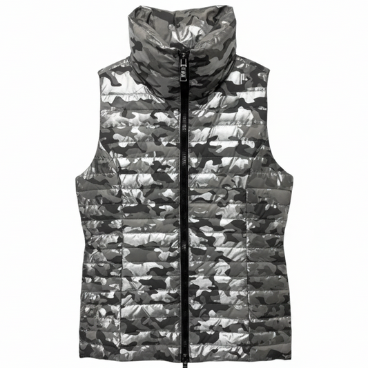 Duck Down Vest Puffer & Quilted By Think Royln In Camouflage Print, Size: M