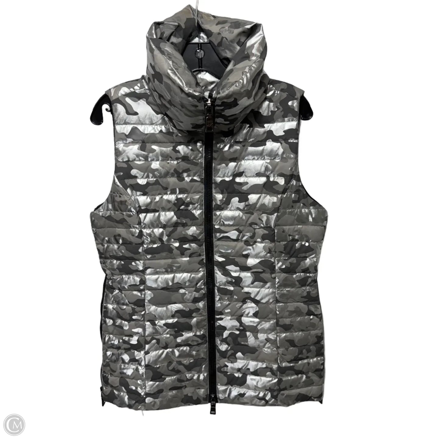 Duck Down Vest Puffer & Quilted By Think Royln In Camouflage Print, Size: M