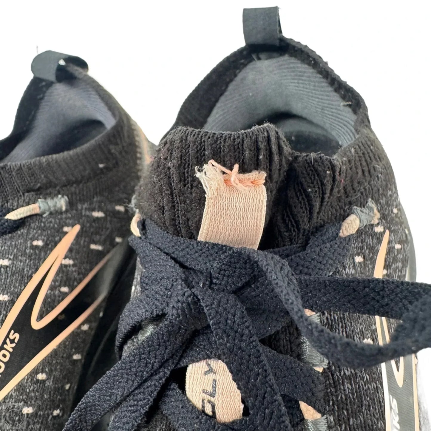 Shoes Athletic By Brooks In Grey & Tan, Size: 7.5