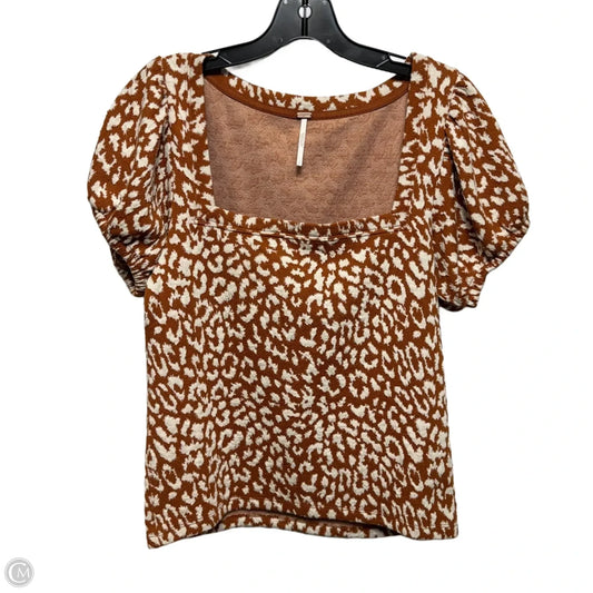 Top Short Sleeve By Free People In Animal Print, Size: L
