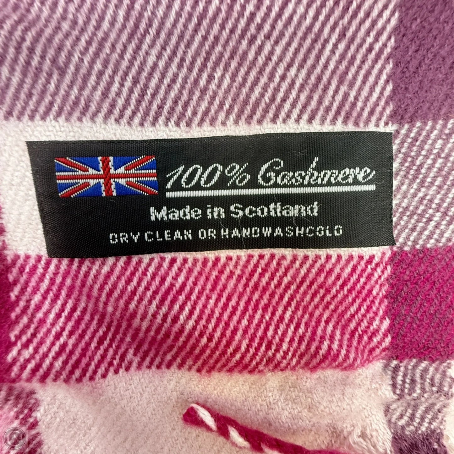 Cashmere Fringed Scarf In Plaid Made In Scotland