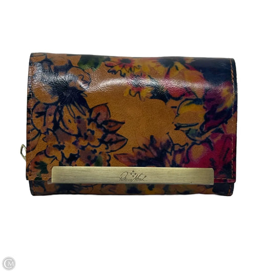 Summer Drawing Cametti Wallet Designer By Patricia Nash, Size: Large