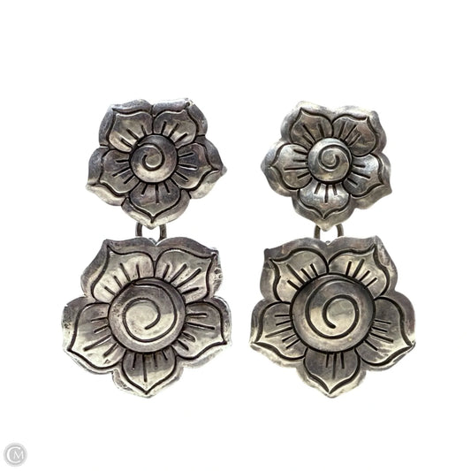 Taller Victoria Floral Sterling Silver 950 Double Drop Earrings By Ana Maria Nuñez de Brilanti