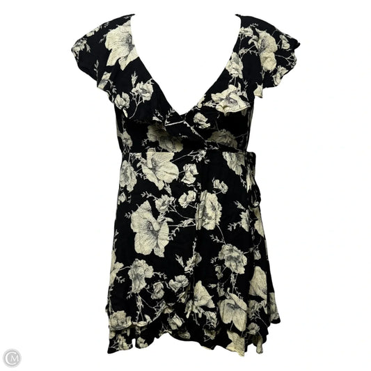 Wrap Dress Casual Short By Free People In Floral Print, Size: M
