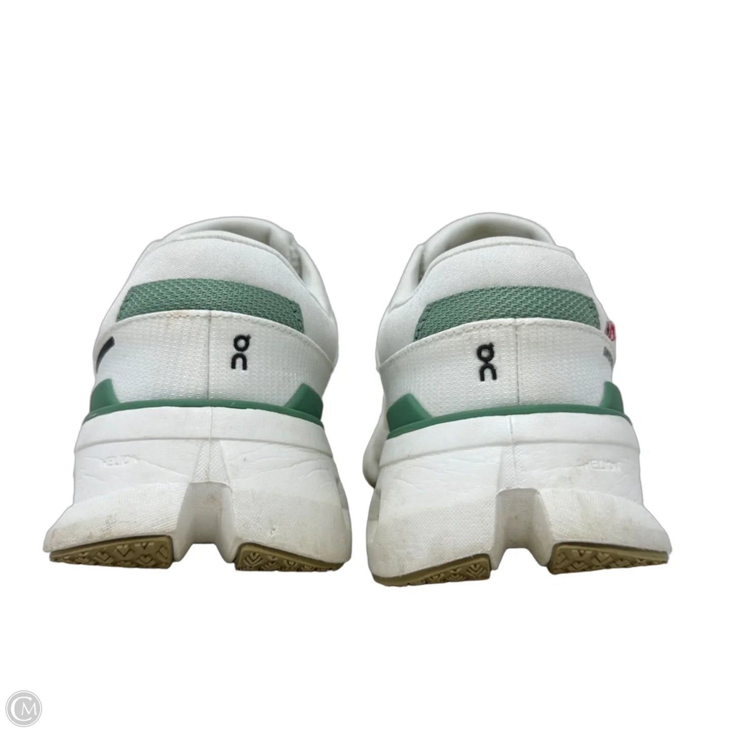 Shoes Athletic By On In Cream & White, Size: 7.5