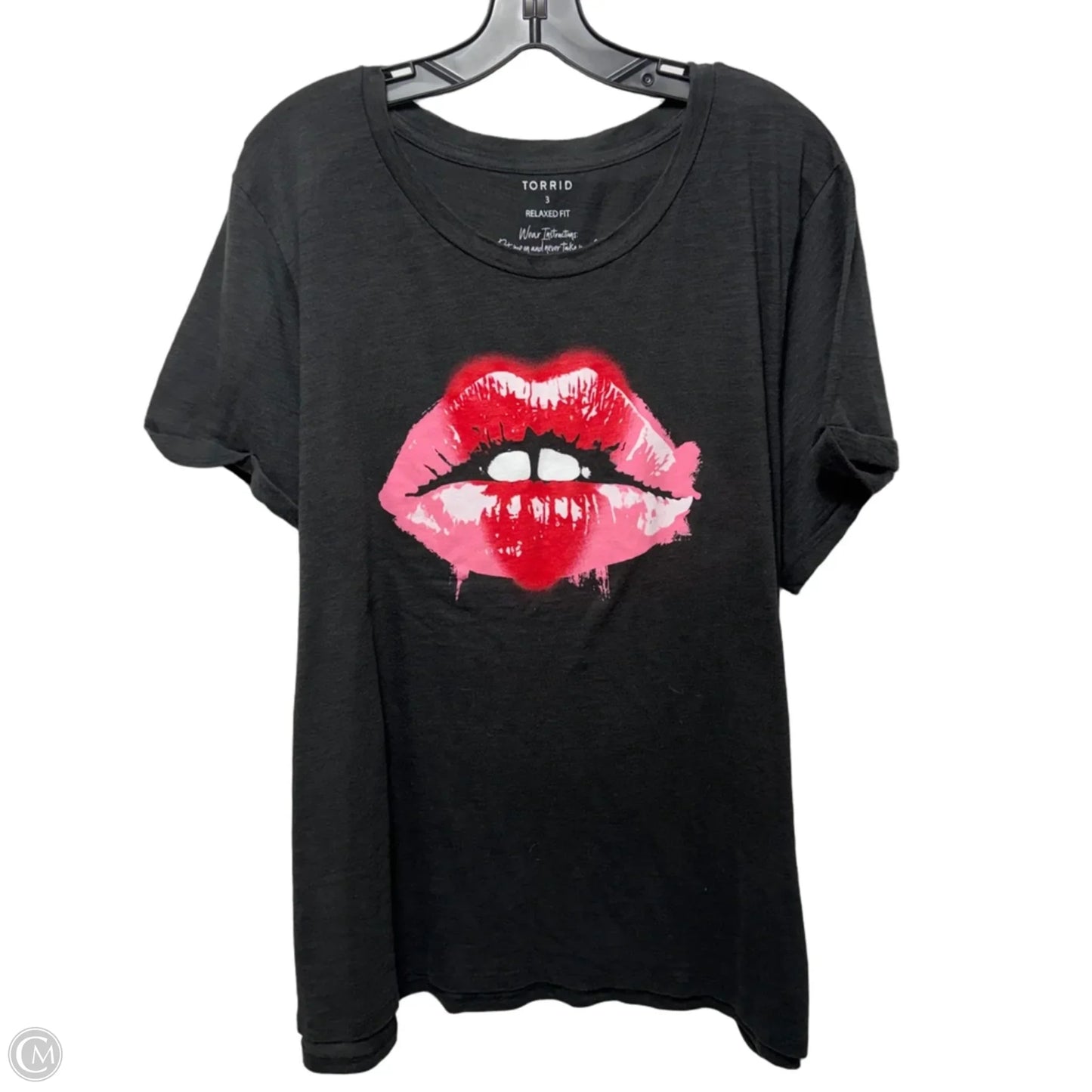 Lips Top Short Sleeve By Torrid In Grey, Size: 3x